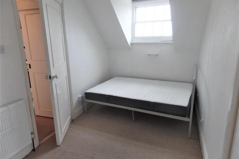 1 bedroom flat to rent, Upper Rock Gardens, Brighton