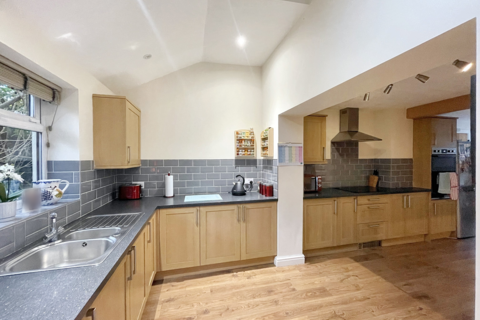 4 bedroom detached house for sale, Toll Bar, Lancaster Road, Preston