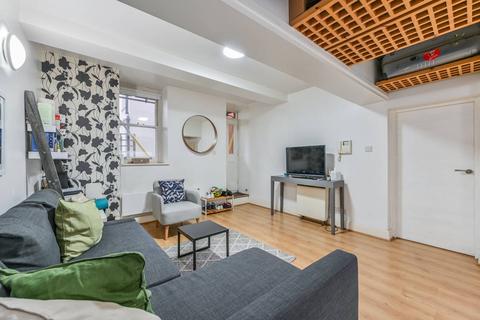 1 bedroom flat for sale, Clapham Road, Oval, London, SW9