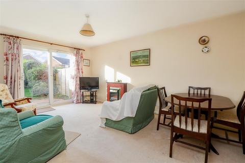 2 bedroom terraced house for sale, Singleton Road, Broadbridge Heath, Horsham