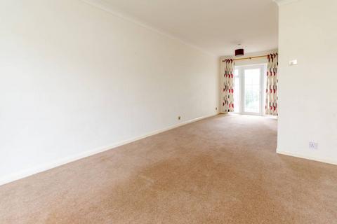 3 bedroom end of terrace house to rent, Oakfields, Guildford, GU3