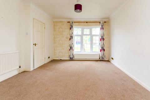 3 bedroom end of terrace house to rent, Oakfields, Guildford, GU3