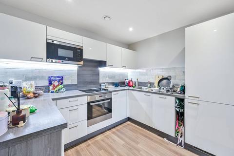 2 bedroom flat for sale, Adenmore Road, Catford, London, SE6