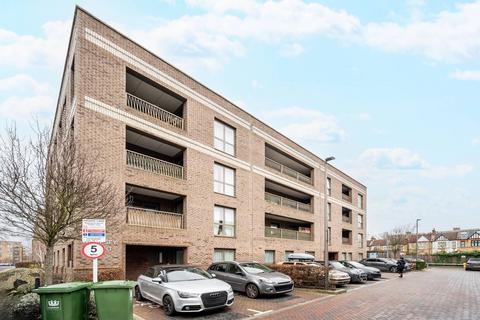 2 bedroom flat for sale, Adenmore Road, Catford, London, SE6