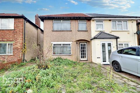 3 bedroom semi-detached house for sale, Lothian Avenue, Hayes