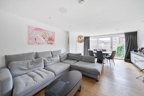 4 bedroom terraced house for sale, Oakview Gardens, East Finchley