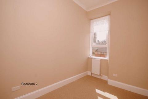 2 bedroom flat to rent, West Blackhall St, Greenock PA15