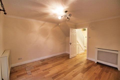 2 bedroom terraced house to rent, Priory Yard, Barnard Castle DL12