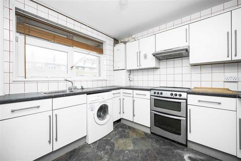 3 bedroom flat to rent, Florida Street, London E2