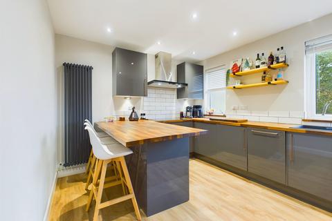 2 Alpine Crescent, Carlton, Nottingham, NG4 3RX