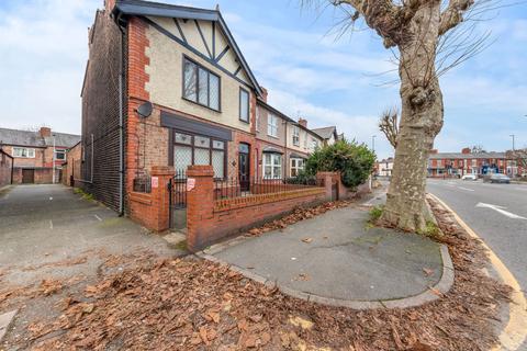 3 bedroom end of terrace house for sale, Padgate Lane, Warrington, WA1