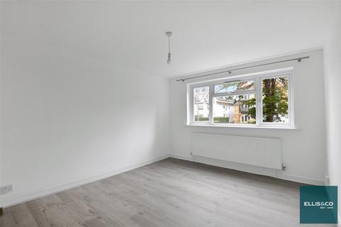 2 bedroom apartment to rent, Hendon Lane, Finchley, N3