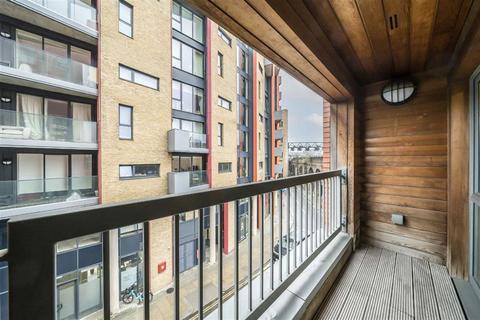 2 bedroom flat for sale, Maltby Street, London SE1