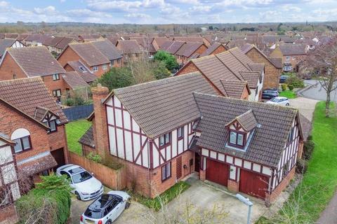 5 bedroom detached house for sale, Osprey Close, Huntingdon PE29