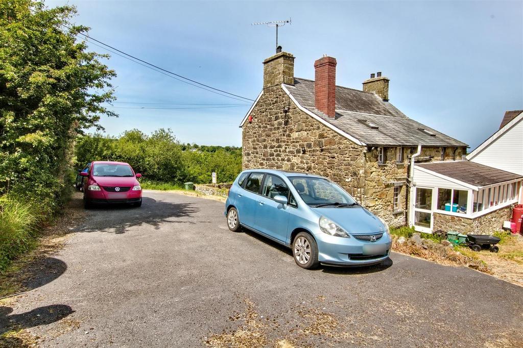 Off road parking area