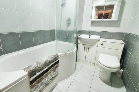 1 bedroom flat for sale, Edward Court, Chatham ME5