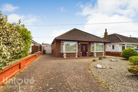 3 bedroom bungalow for sale, St. Albans Road, Lytham St. Annes, Lancashire, FY8 3HU