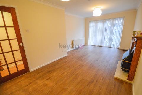 2 bedroom detached bungalow for sale, Hayes Court, Halfway, Sheffield, S20