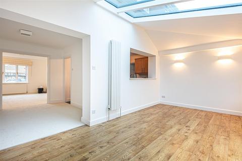 31 Kings Coppice, Dore, Sheffield, S17 3RZ