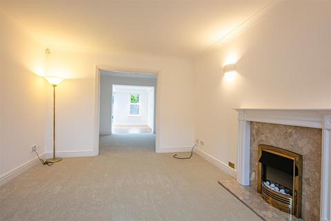 31 Kings Coppice, Dore, Sheffield, S17 3RZ