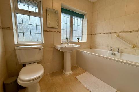 Bron Y Graig Hospital Drive, Dolgellau, LL40 1PL