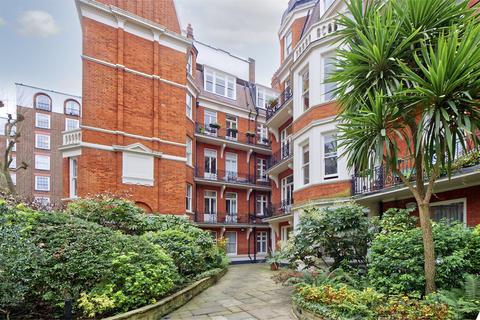 3 bedroom flat to rent, Fitzgeorge Avenue, London, W14