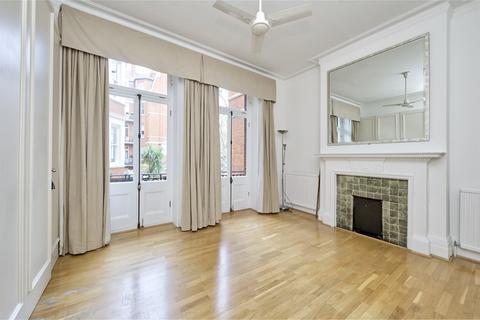 3 bedroom flat to rent, Fitzgeorge Avenue, London, W14