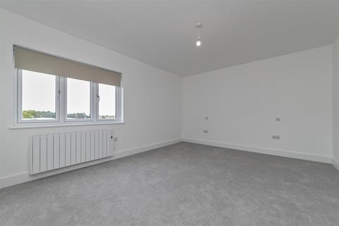 2 bedroom apartment to rent, Ashley Road, St. Albans