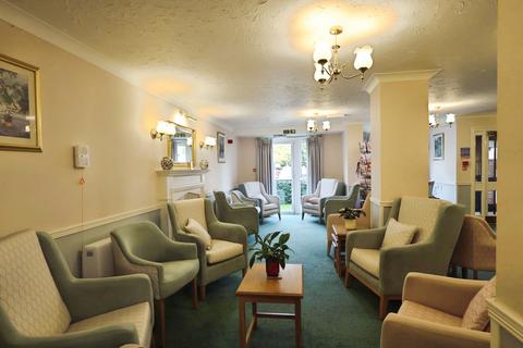 1 bedroom apartment for sale, Swan Court, Banbury Rd, Stratford-upon-Avon, CV37