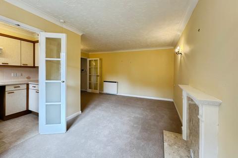 1 bedroom apartment for sale, Swan Court, Banbury Rd, Stratford-upon-Avon, CV37