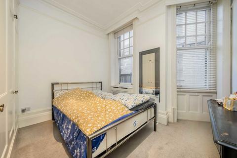 1 bedroom flat to rent, Kensington Court, London W8