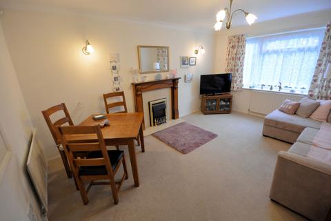 2 bedroom apartment for sale, Dunyeats Road, Broadstone BH18