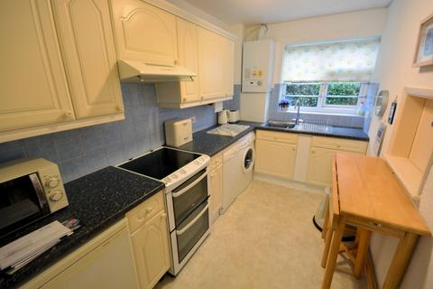 2 bedroom apartment for sale, Dunyeats Road, Broadstone BH18