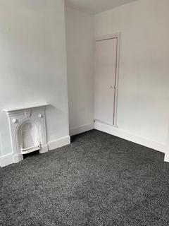 3 bedroom terraced house to rent, 3 Bed – Terrace House – Western Road, Leicester, LE3 0GB. £1195 PCM