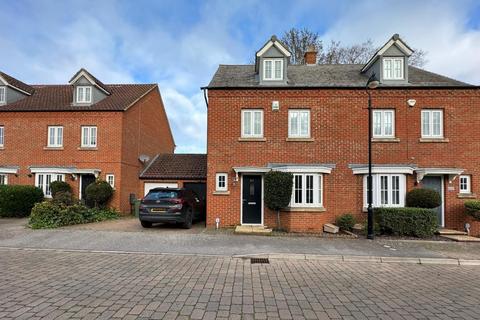 4 bedroom semi-detached house for sale, Ibbett Lane, Potton SG19