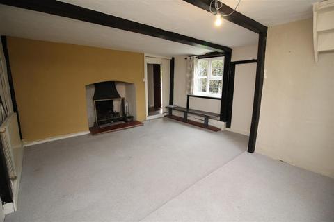 3 bedroom detached house to rent, Huntingfield