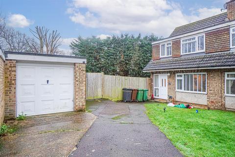 3 bedroom semi-detached house for sale, Abbotsfield Close, Hastings