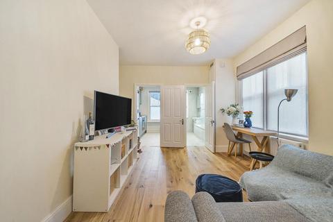 2 bedroom flat for sale, Vera Road, Fulham