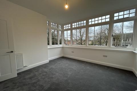 2 bedroom flat to rent, Dorchester