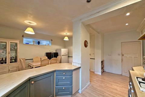 30 Ounsdale Road, Wombourne, Wolverhampton, WV5 9JF