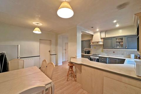 30 Ounsdale Road, Wombourne, Wolverhampton, WV5 9JF