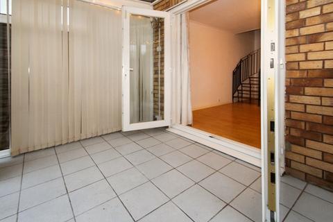 1 bedroom house for sale, Hindhead Close, Hillingdon