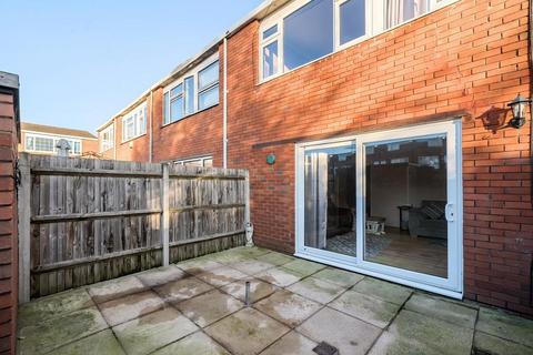 3 bedroom terraced house for sale, Chobham,  Surrey,  GU24