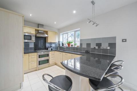 4 bedroom detached house for sale, Cockfosters,  Barnet,  EN4