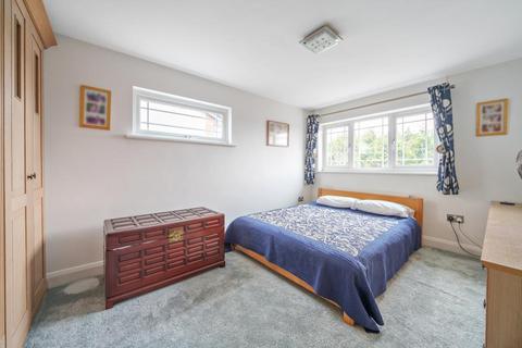 4 bedroom detached house for sale, Cockfosters,  Barnet,  EN4