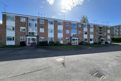 2 bedroom flat to rent, Haig Court, Chelmsford, Essex, CM2 0BJ