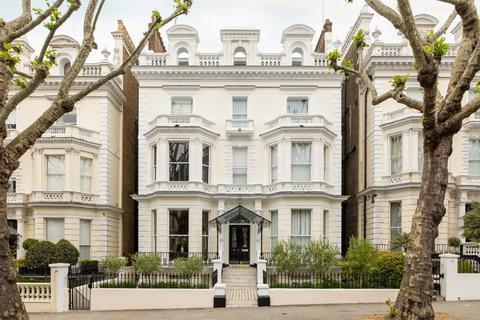 2 bedroom flat for sale, Holland Park, London