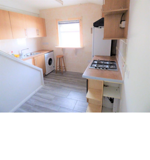 1 bedroom in a flat share to rent, Maple Road, London SE20