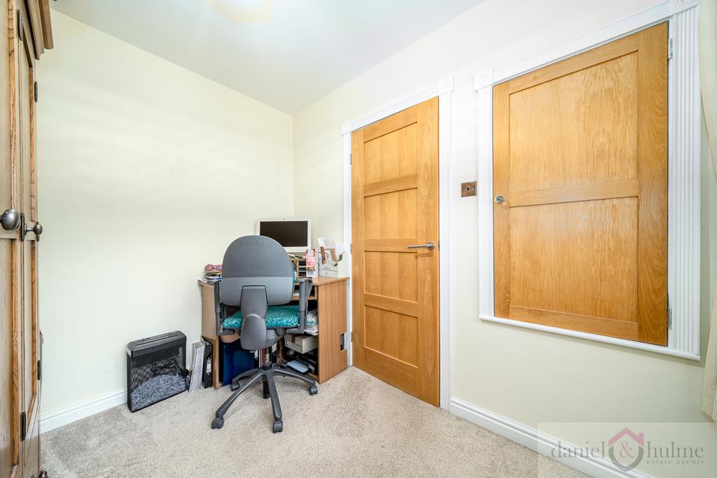 Springfield Close-12