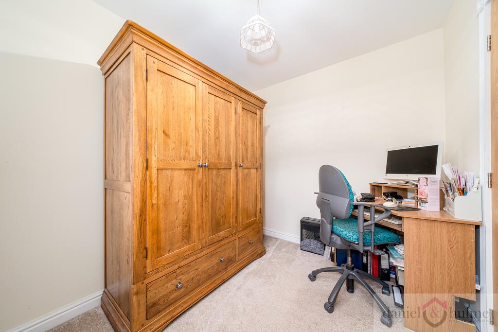 Springfield Close-11